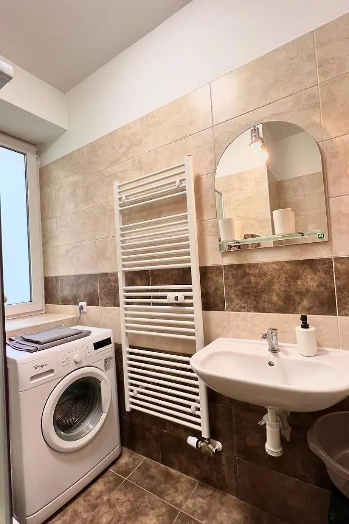 Comfort Place Brno, Bratislavska Apartman