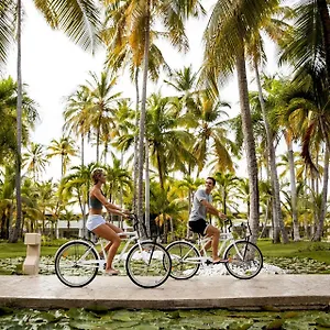 https://melia-punta-cana-beach-resort-adults-only-all-inclusive.comcaribbean.com